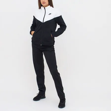 kostumy-zhenshchinam-nike-bv4958-010-60661425741047_small11