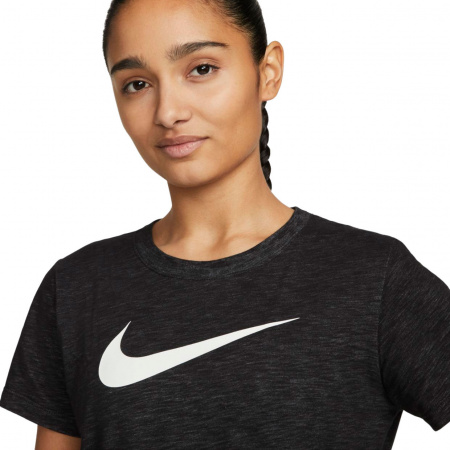 nike-dry-fit-training-t-shirt-women-aq3212-010-3