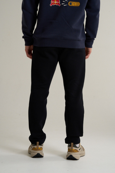 891936001772108645-1440421_5