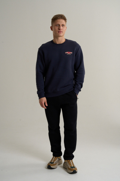 891936001772108645-1440421_2